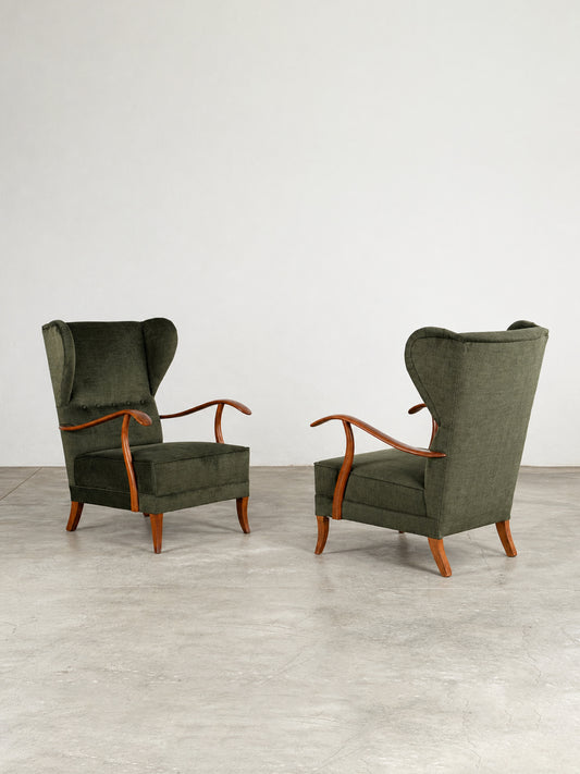 Pair of Melchiorre Bega Wingback Armchairs in Walnut, Italy 1950s Chairs