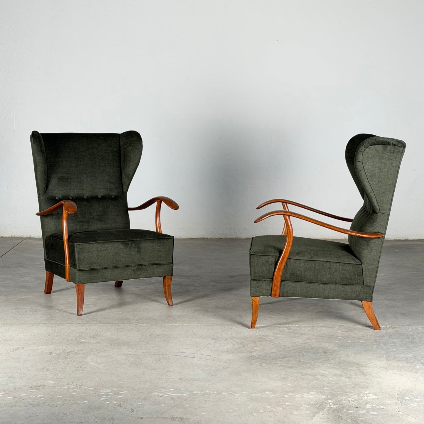 Pair of Melchiorre Bega Wingback Armchairs in Walnut, Italy 1950s Chairs