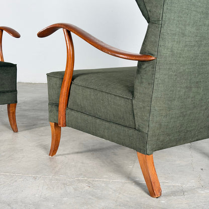 Pair of Melchiorre Bega Wingback Armchairs in Walnut, Italy 1950s Chairs