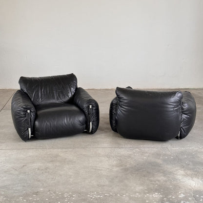 Pair of Mid-Century Armchairs by Giuseppe Munari for Poltrona Munari, 1970s Chairs