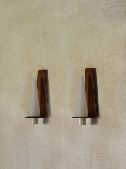 "Pinetti" wood and frosted glass sconce, the pair mounted, one with its glass shade in place