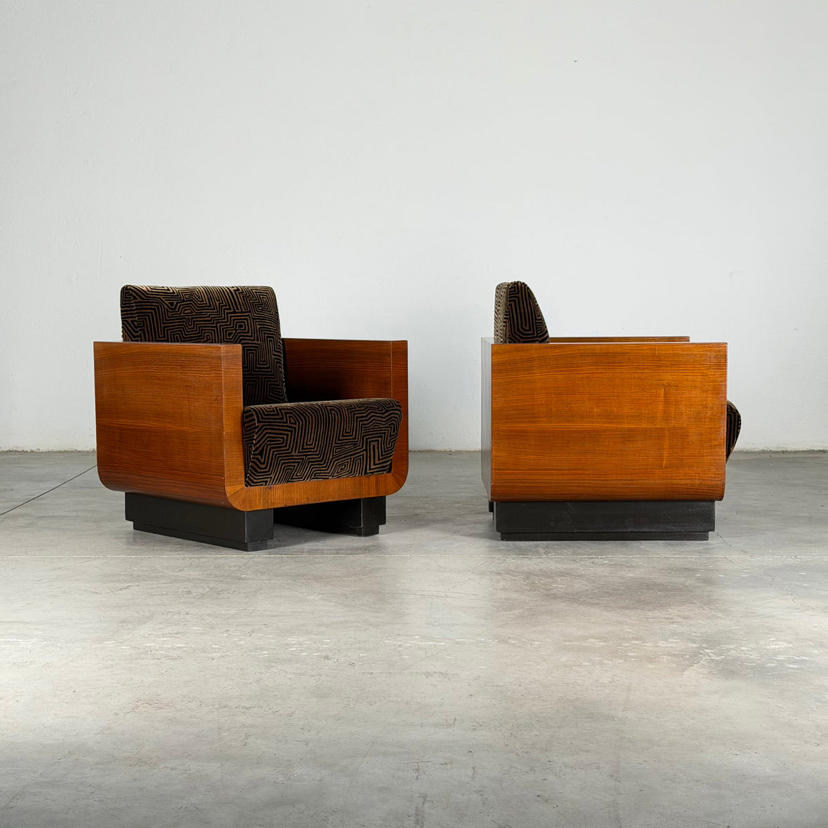Pair of Rationalist Club Armchairs by Giuseppe Pagano, Reimagined by FORME, 1930s Armchairs