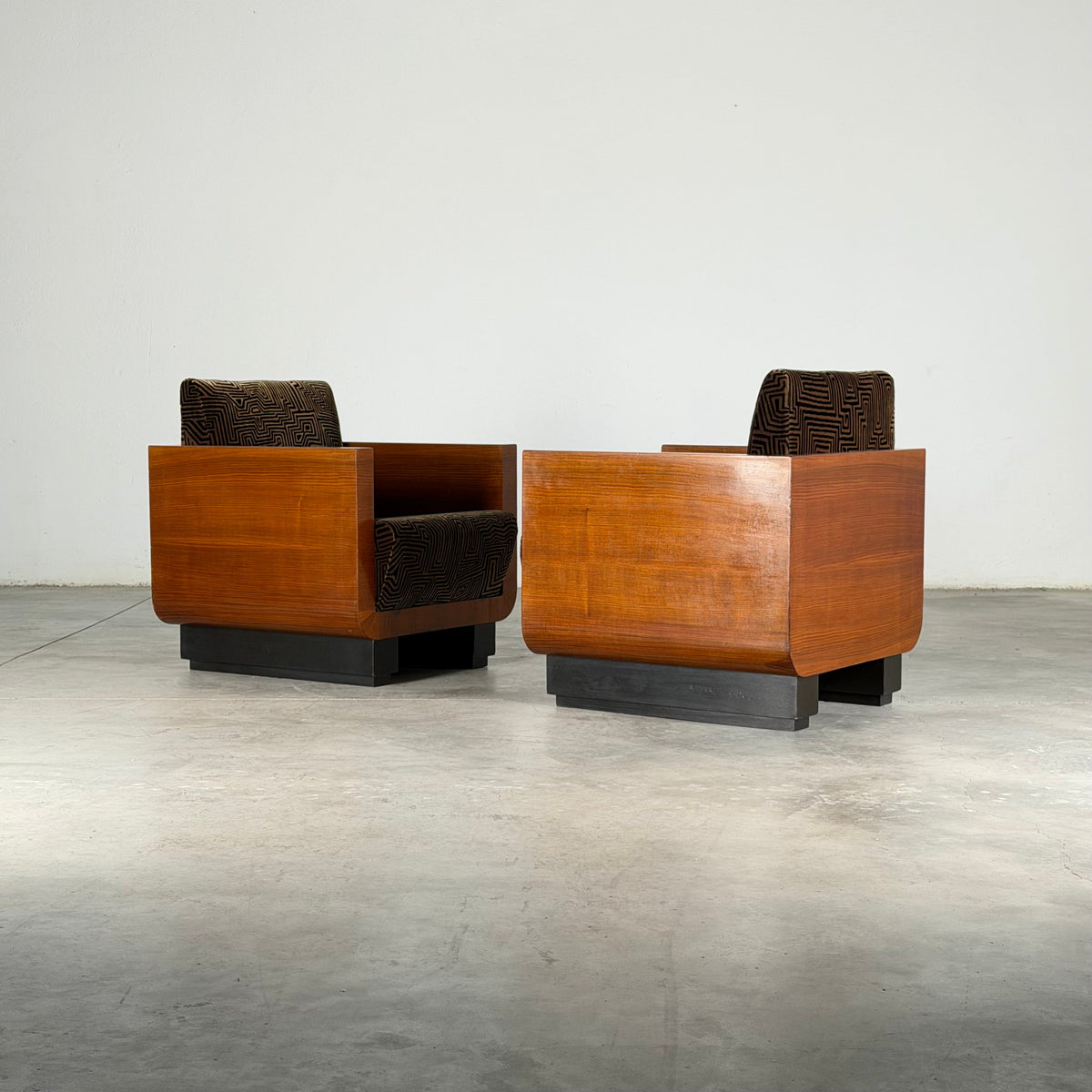 Pair of Rationalist Club Armchairs by Giuseppe Pagano, Reimagined by FORME, 1930s Armchairs