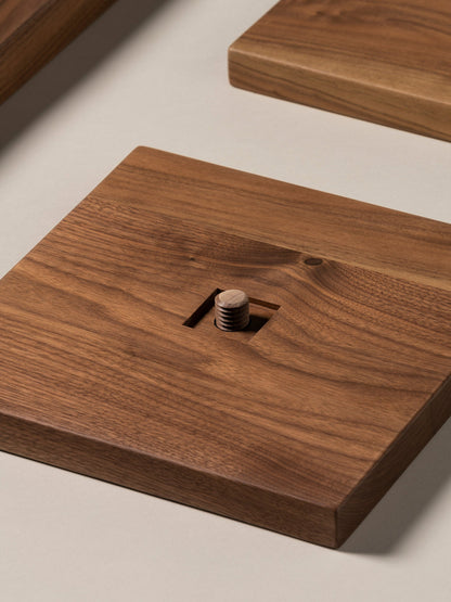Peana Molina Side Table End Tables