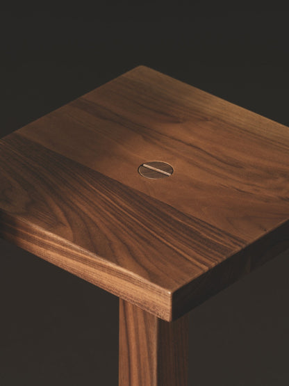 Peana Molina Side Table End Tables