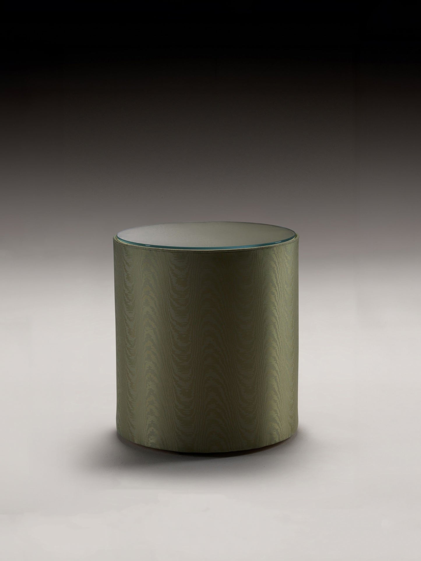 Pele Table in Moiré Tissé End Tables