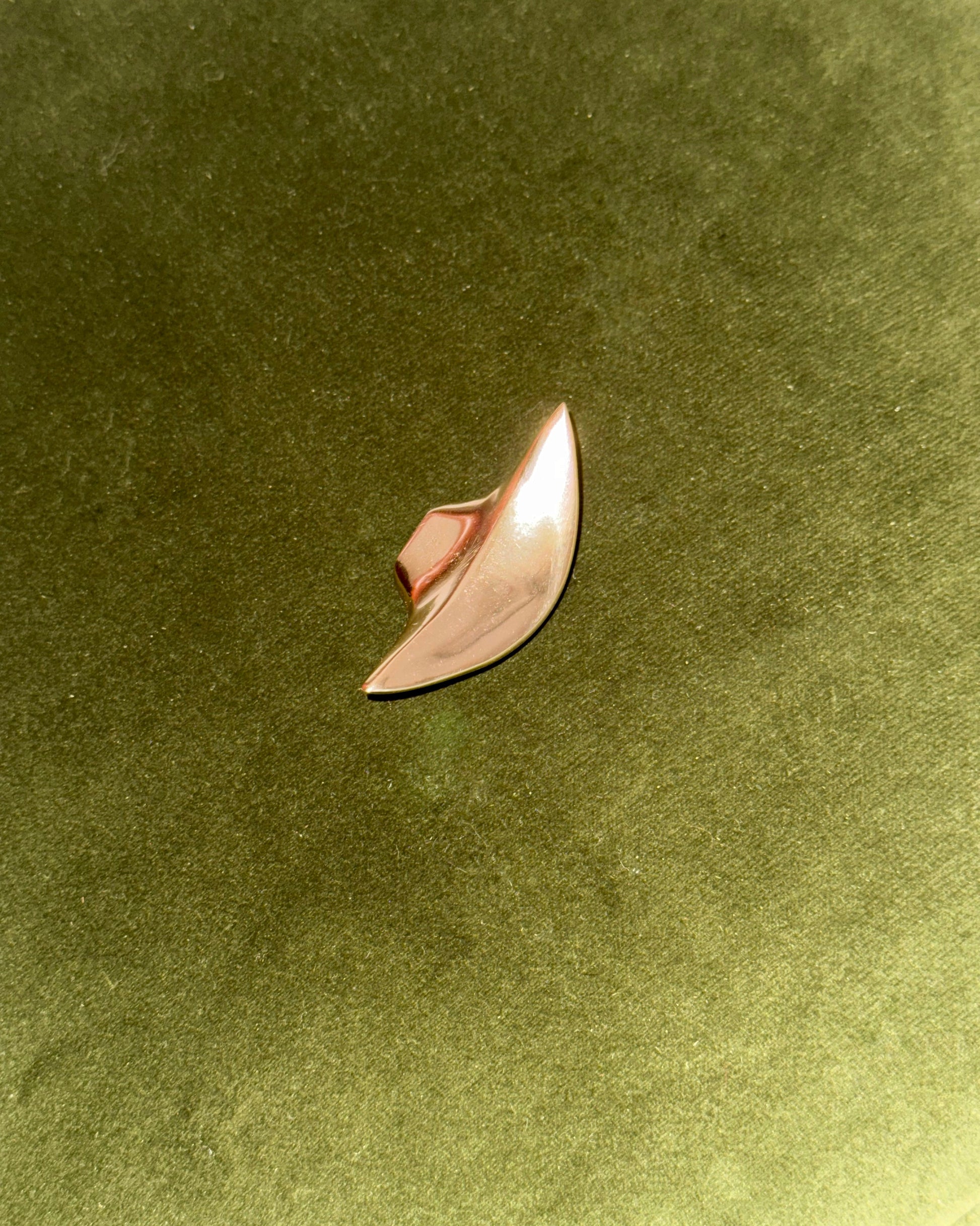 Petal Knob/Hook Hardware