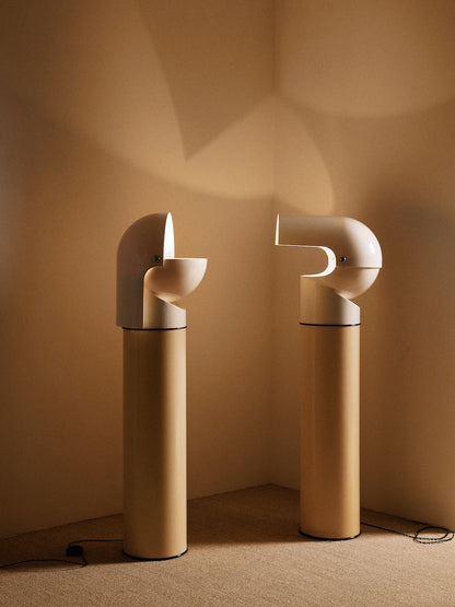 Pileo Floor Lamp by Gae Aulenti, Italy, Circa 1960 Floor Lamps