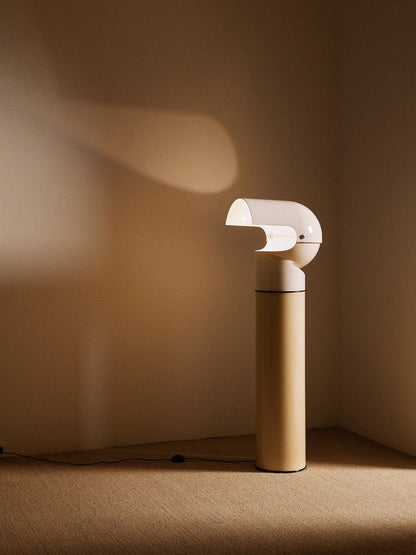 Pileo Floor Lamp by Gae Aulenti, Italy, Circa 1960 Floor Lamps
