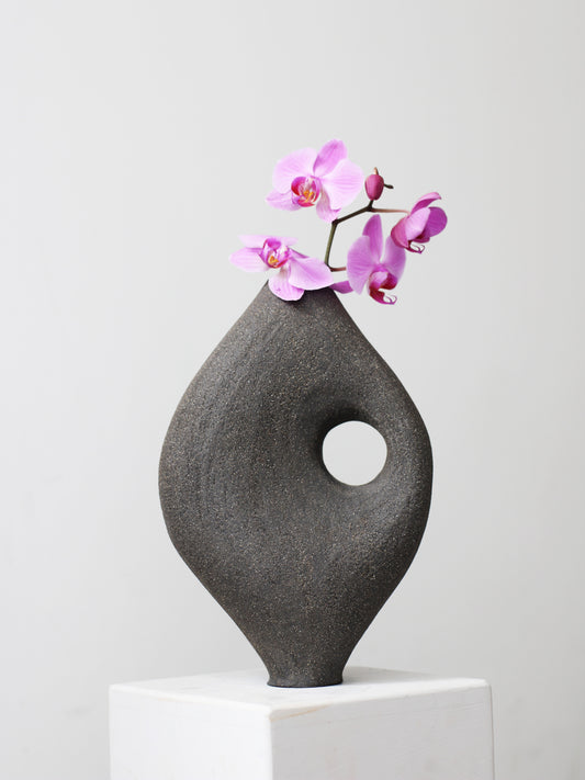 Pleomorph 34D Vase Vases