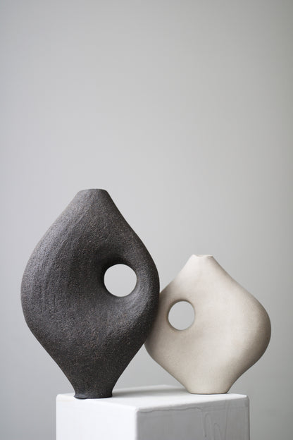 Pleomorph 34D Vase Vases