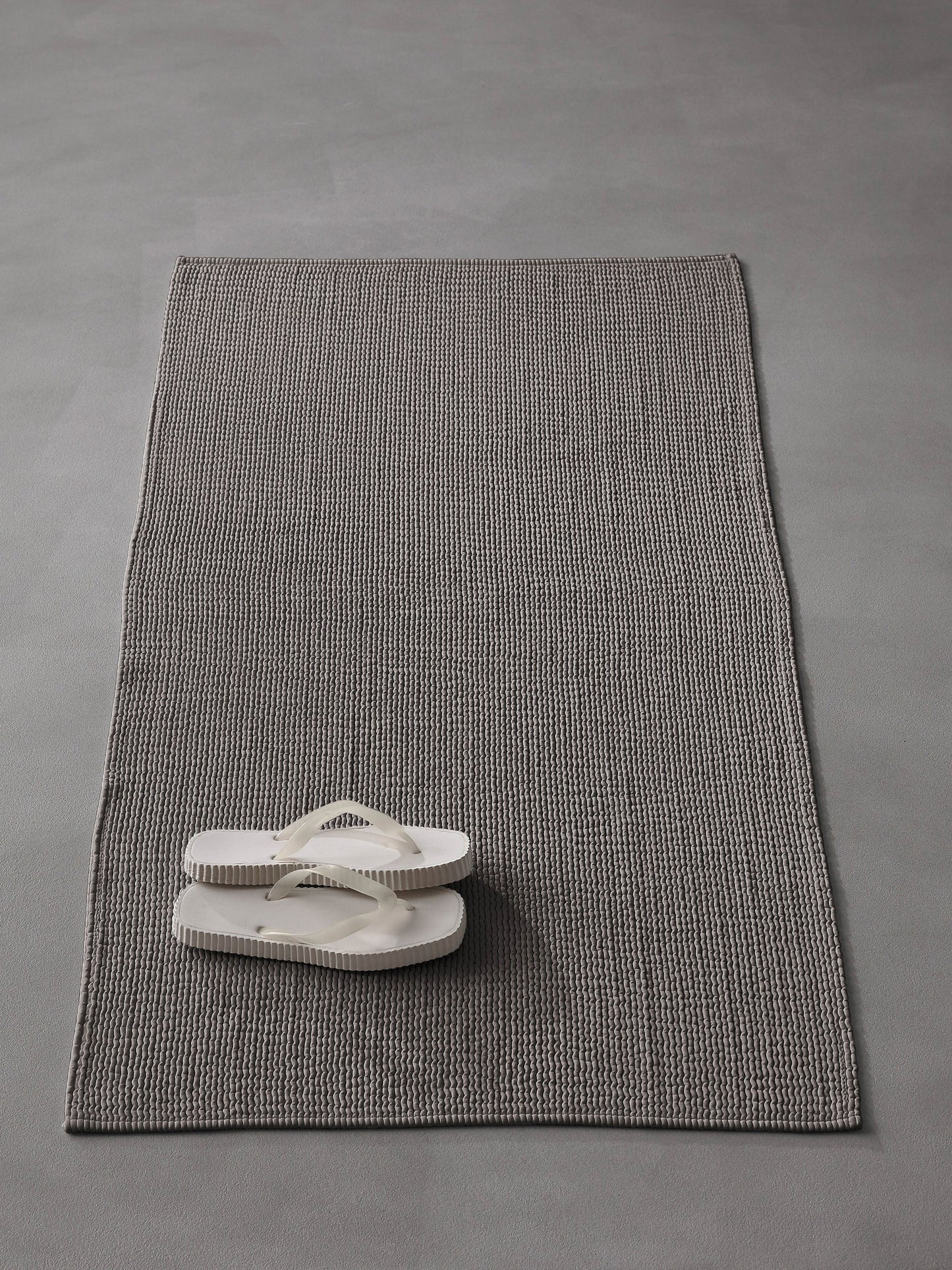 Pliss Bath Mat in Fumo by Society Limonta