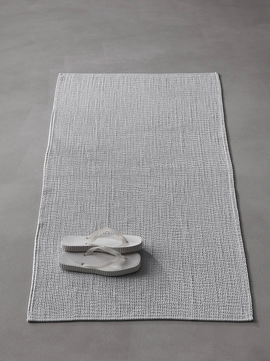 Pliss Bath Mat in Ghiaccio by Society Limonta