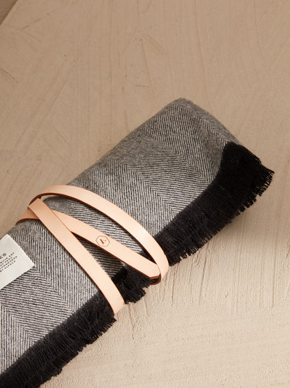 Pluma Throw - Charcoal Throws