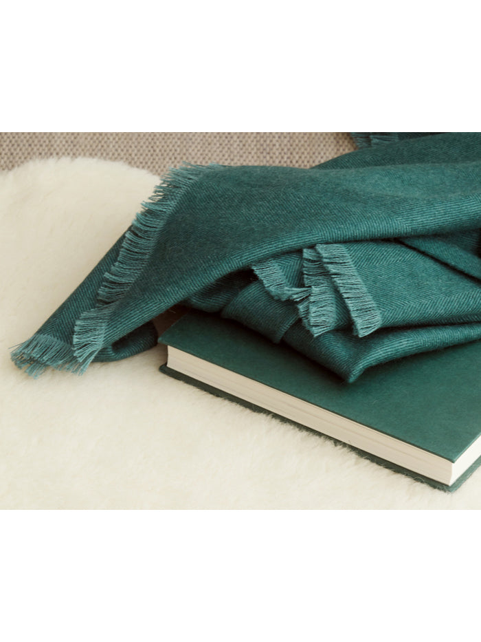 Pluma Throw - Forest Throws