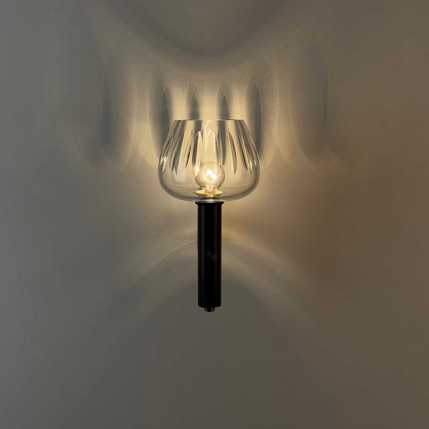 Poetic Cut-Glass Glow - Gardella Attrib. Brass Wall Sconce, 1950s Sconces