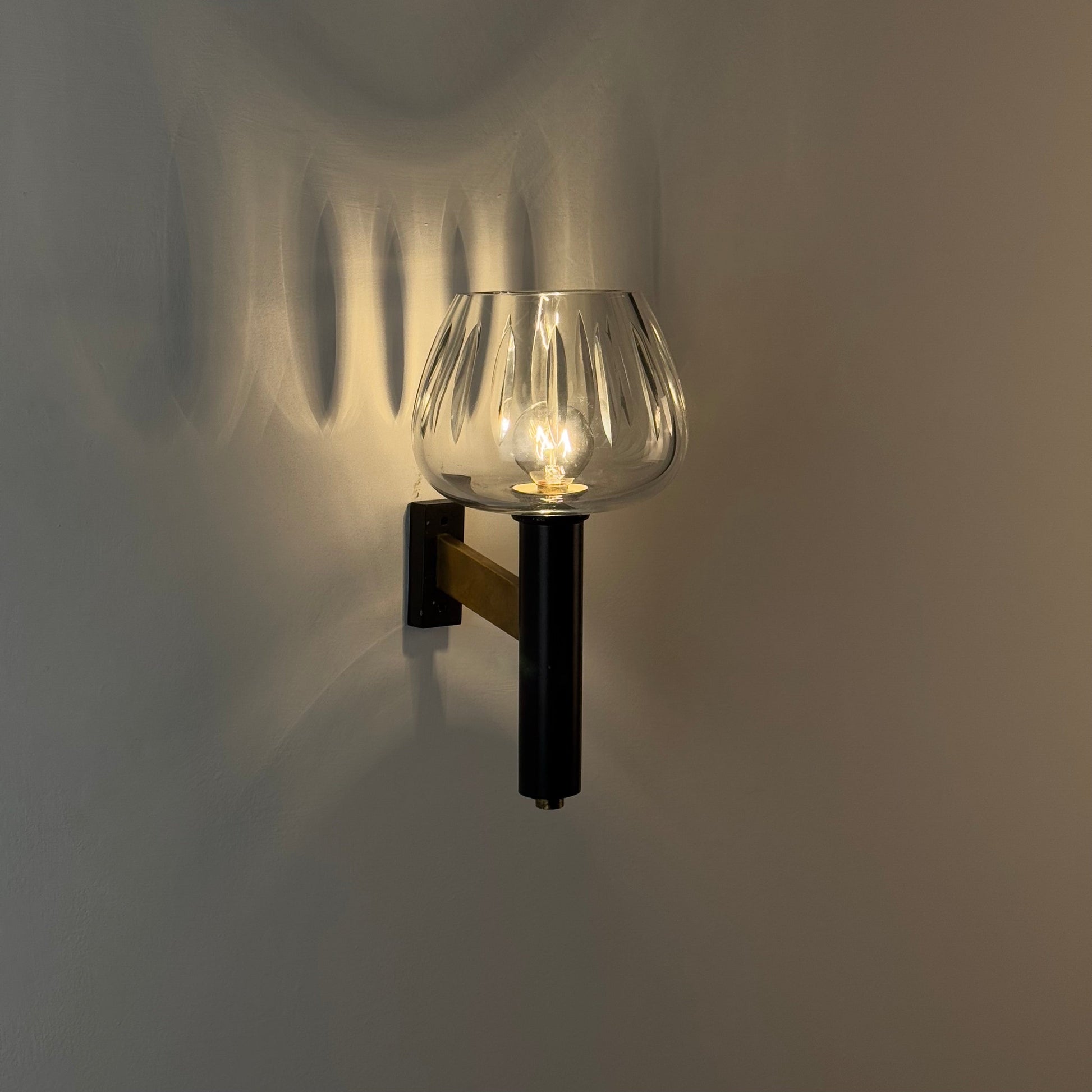 Poetic Cut-Glass Glow - Gardella Attrib. Brass Wall Sconce, 1950s Sconces