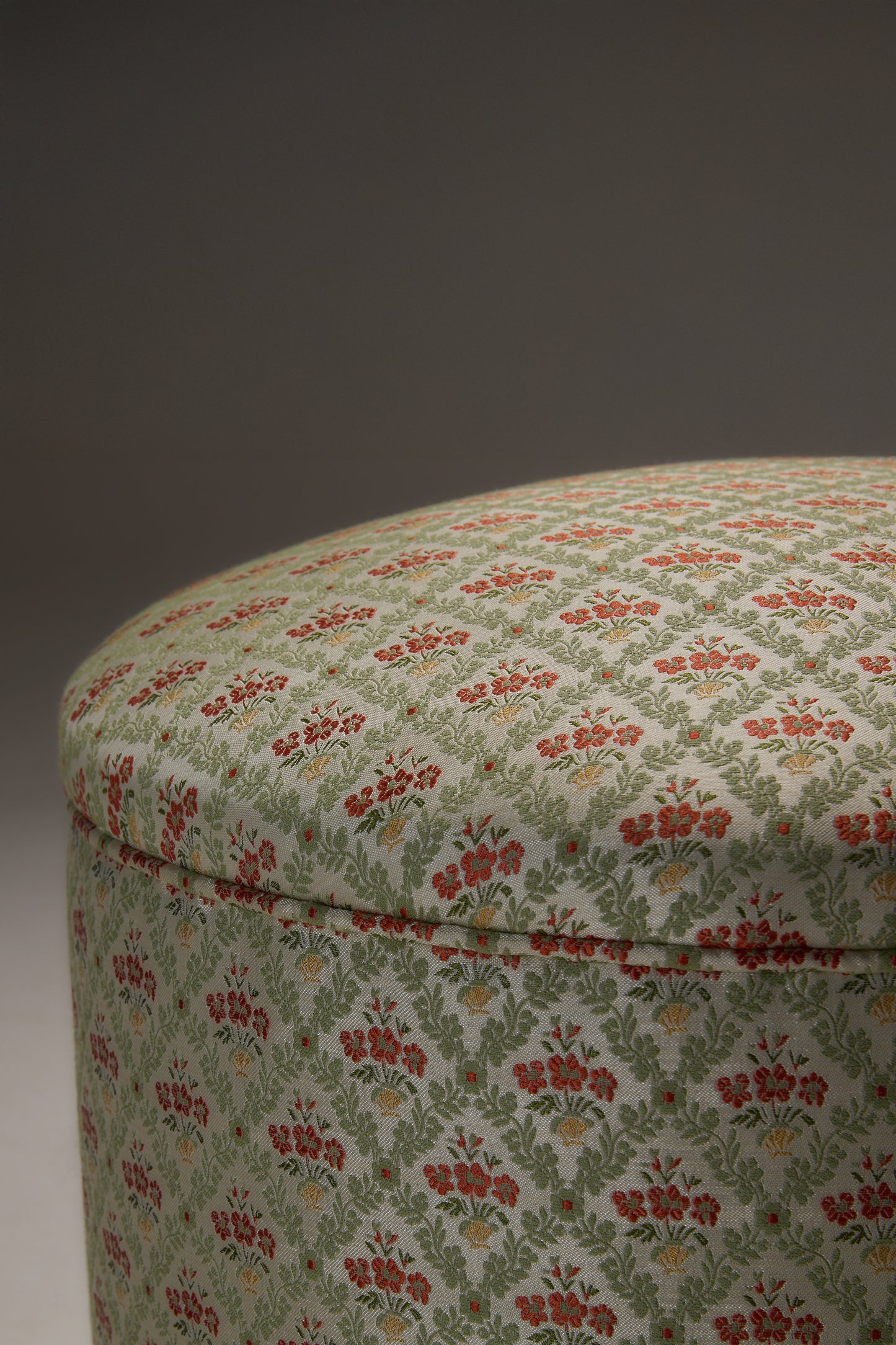 Pomona Poef in Brandt's Trellis Stools