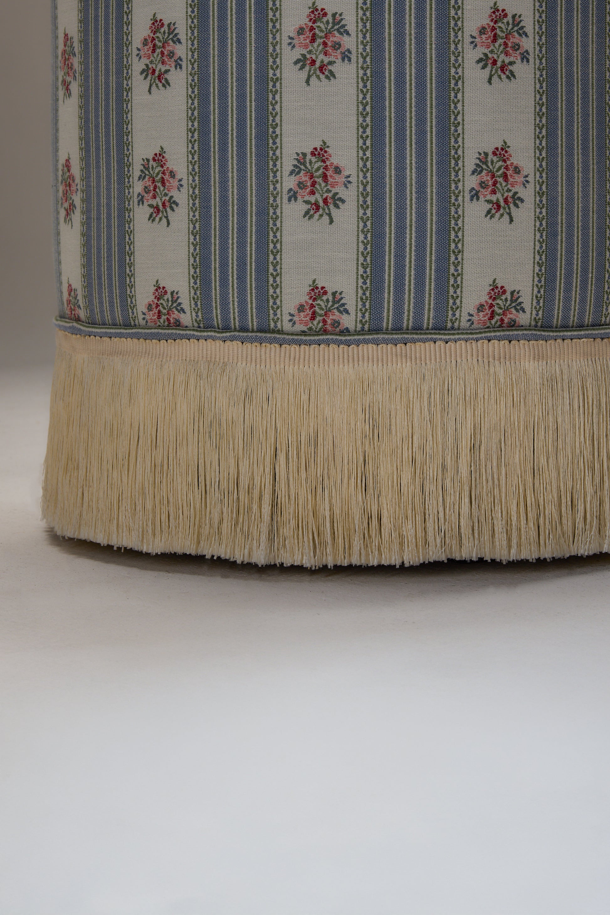 Pomona Poef in Sofa Stripe Stools