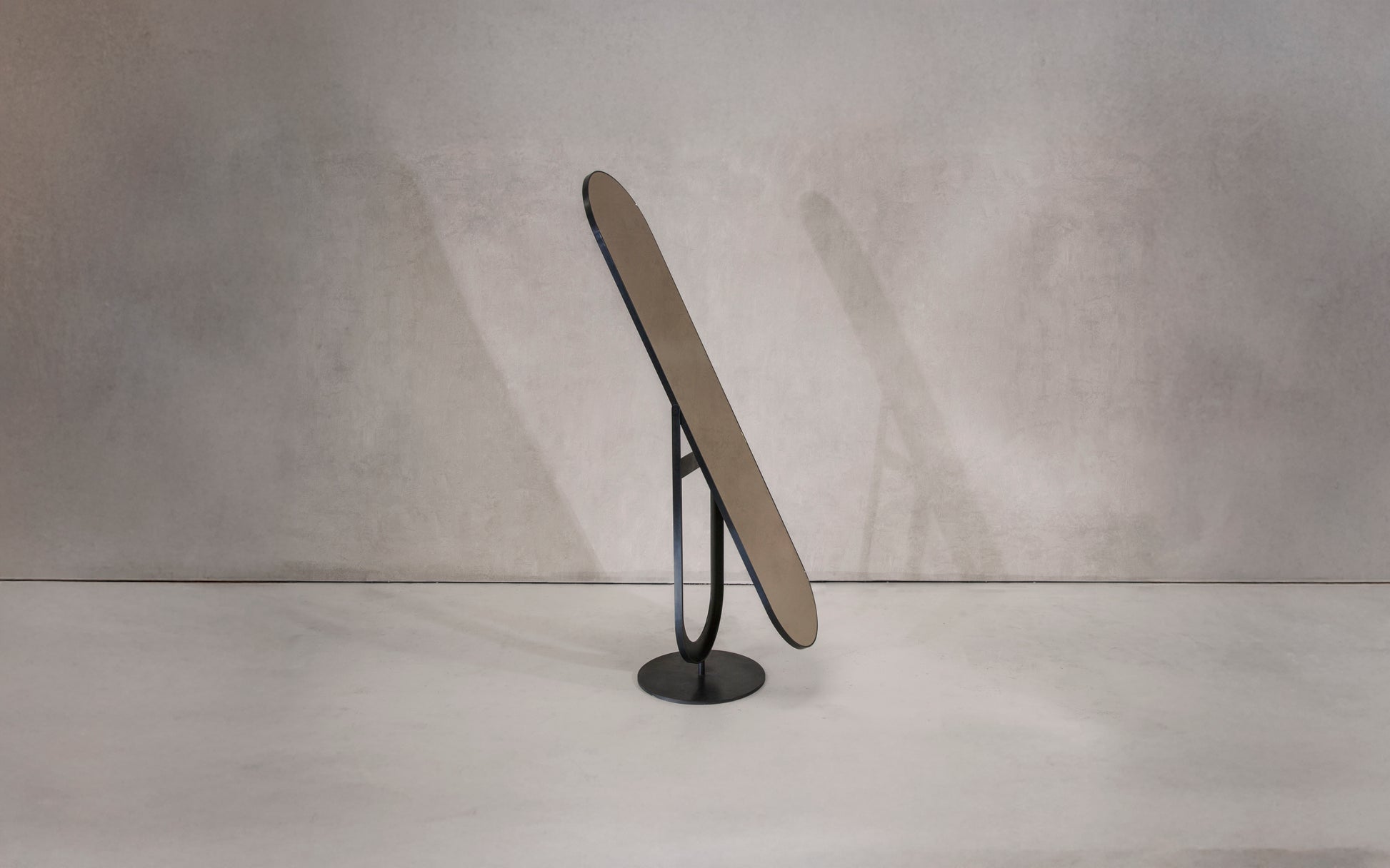 Port Free Mirror Mirrors