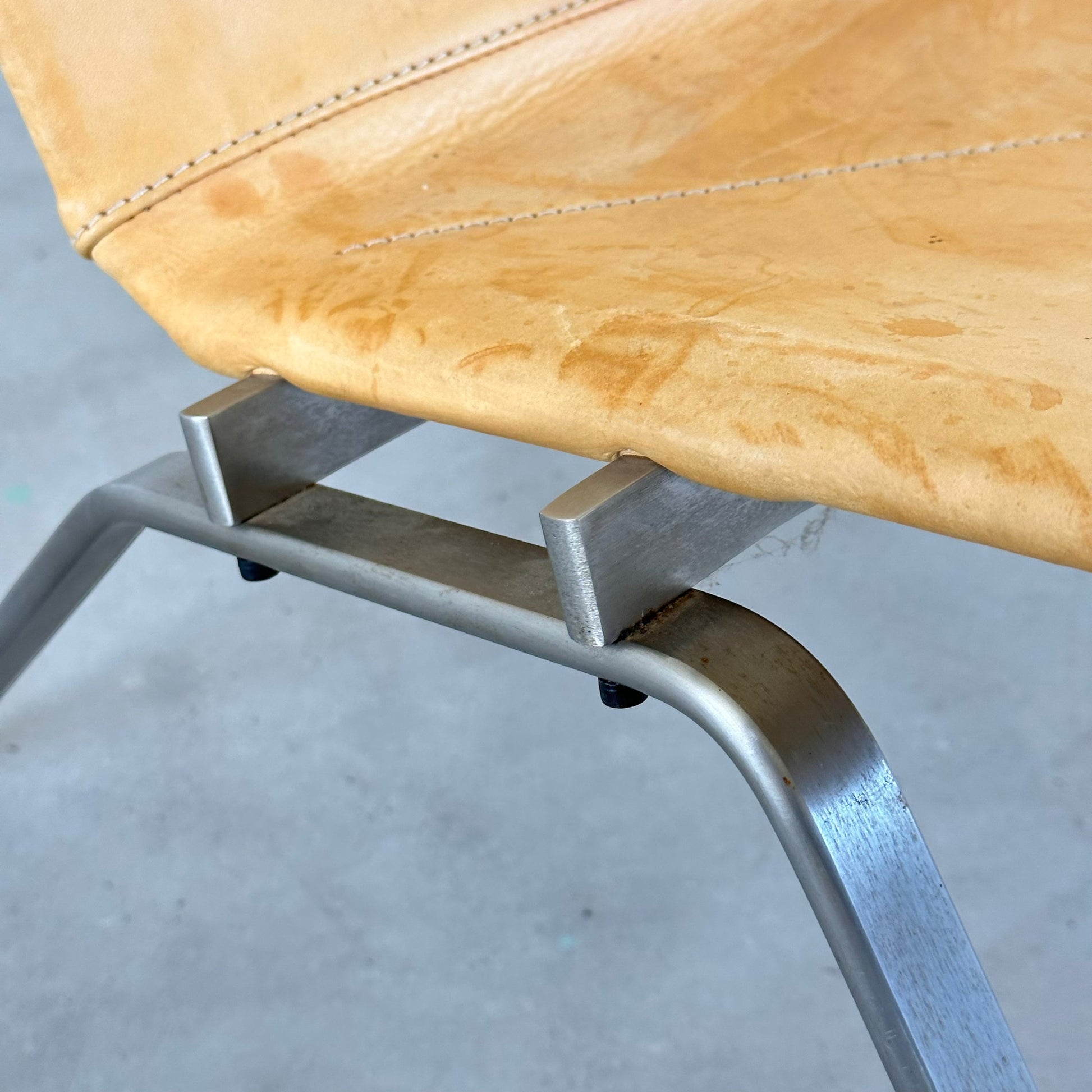 Poul Kjaerholm 'PK22' Lounge Chairs for Fritz Hansen in Light Patina Cognac Leather, 1956 Chairs