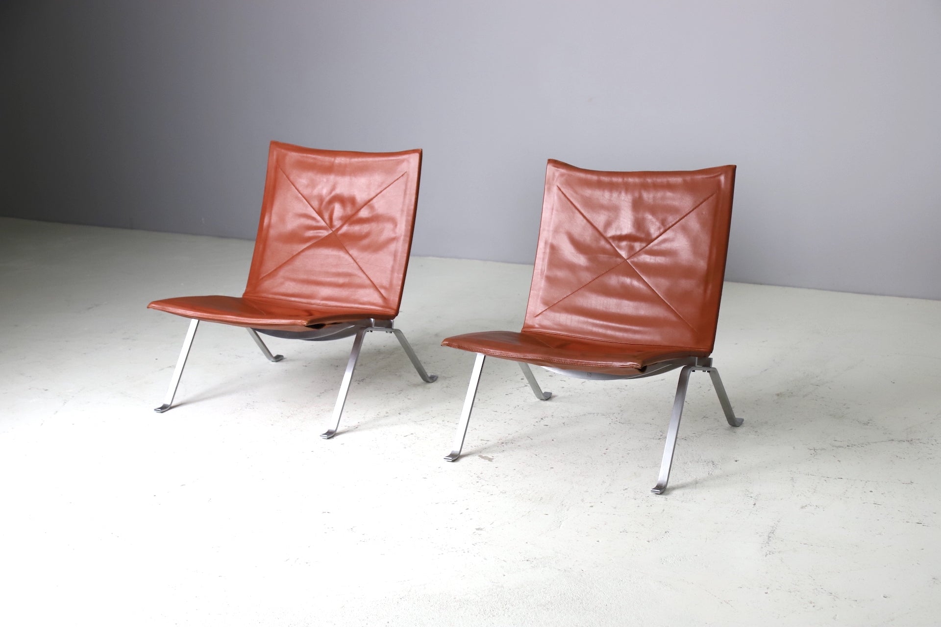 Poul Kjærholm 'PK22' Lounge Chairs - Set of 2 Chairs