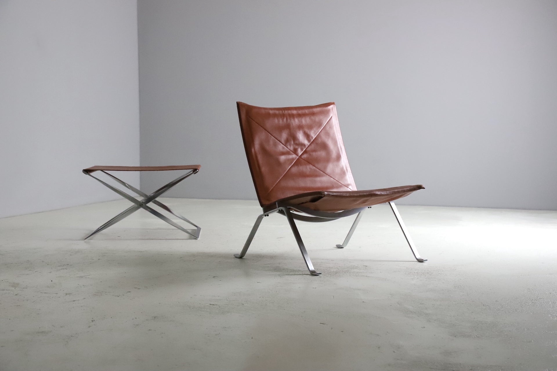 Poul Kjærholm 'PK22' Lounge Chairs - Set of 2 Chairs