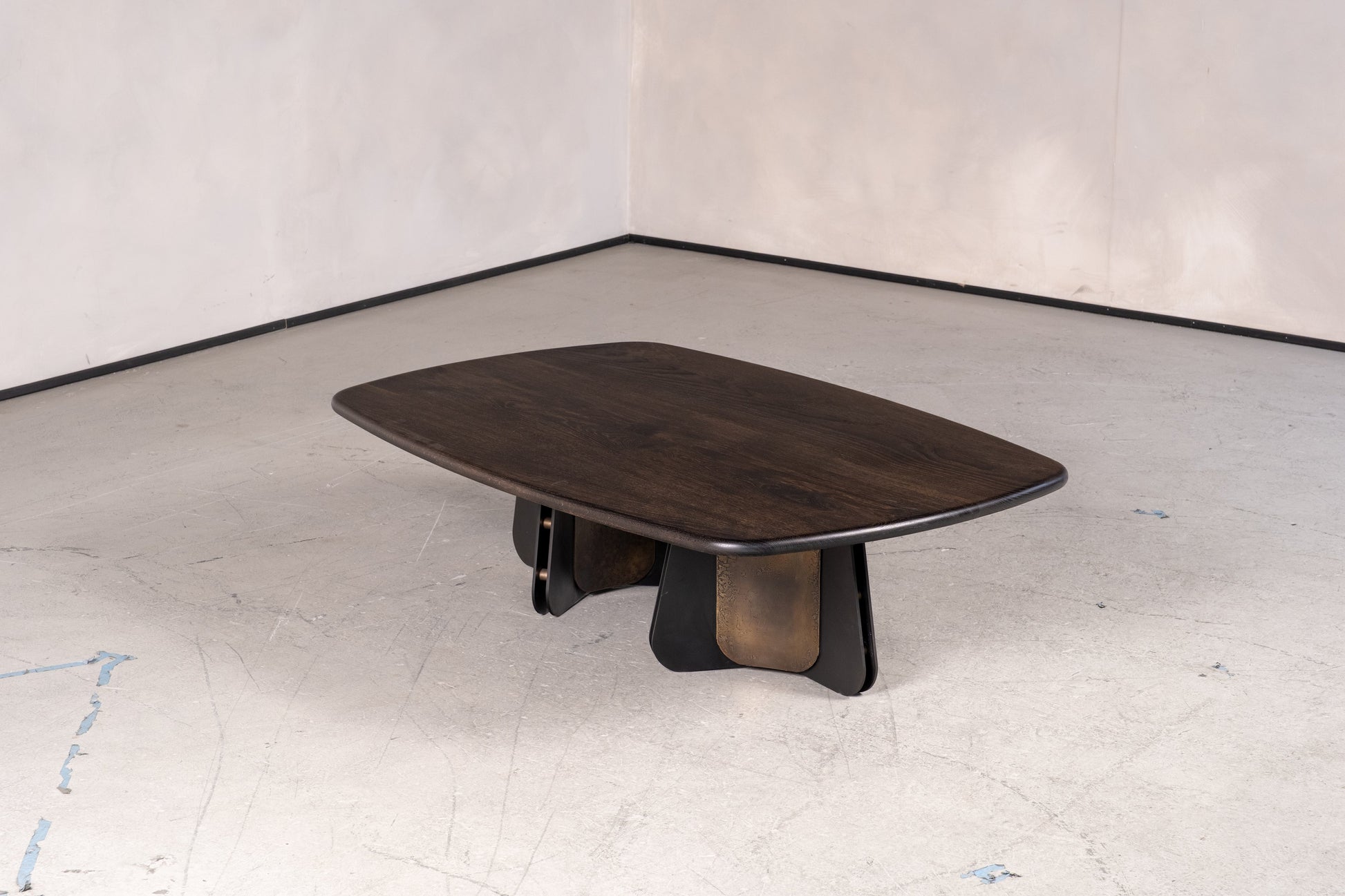 Propeller Coffee Table Coffee Tables