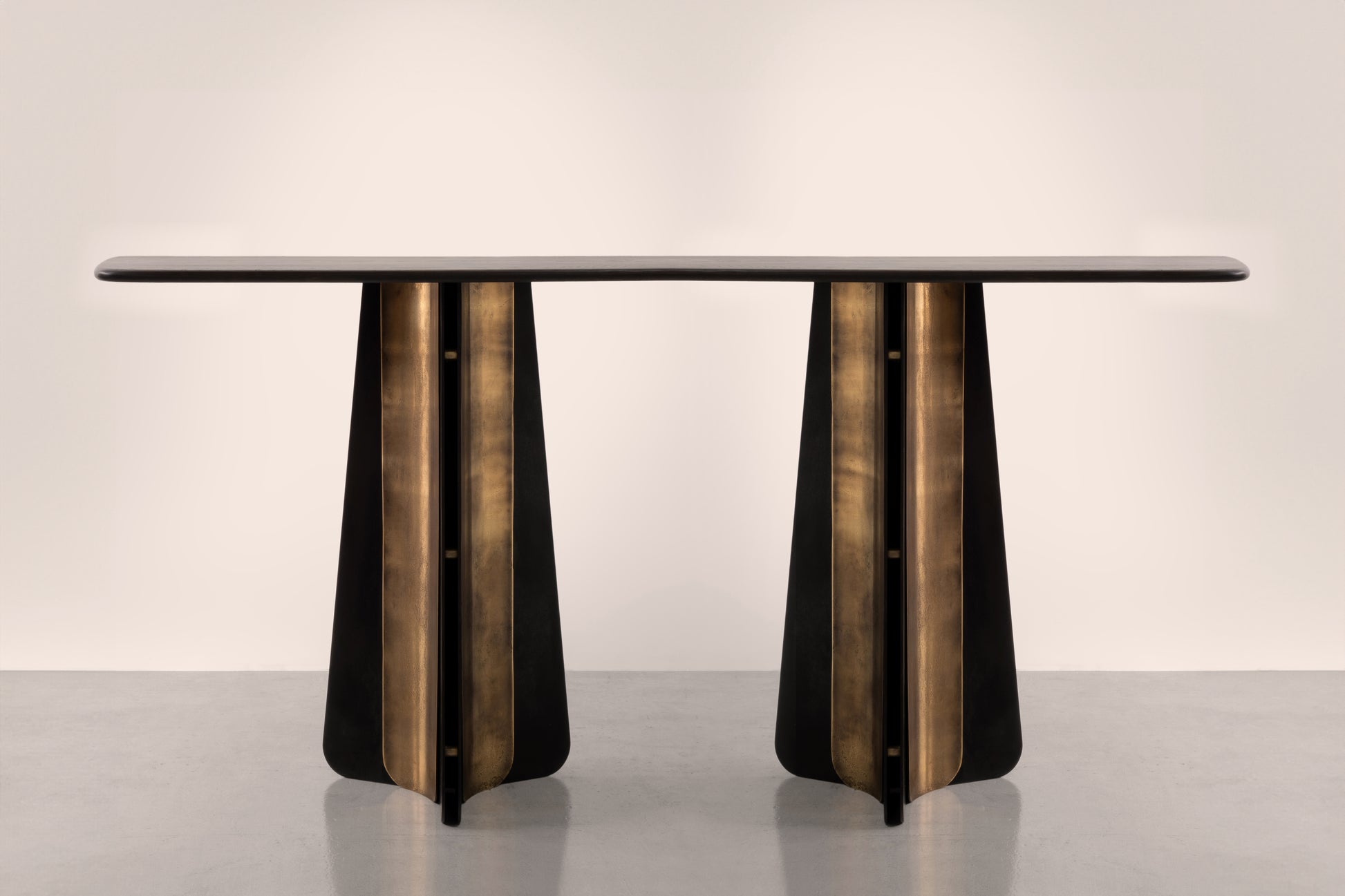 Propeller Console Table Consoles