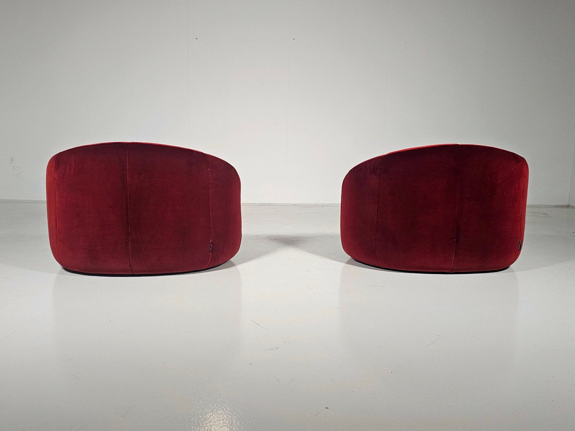 Pumpkin Lounge Chairs in Red Velvet by Pierre Paulin for Ligne Roset Chairs