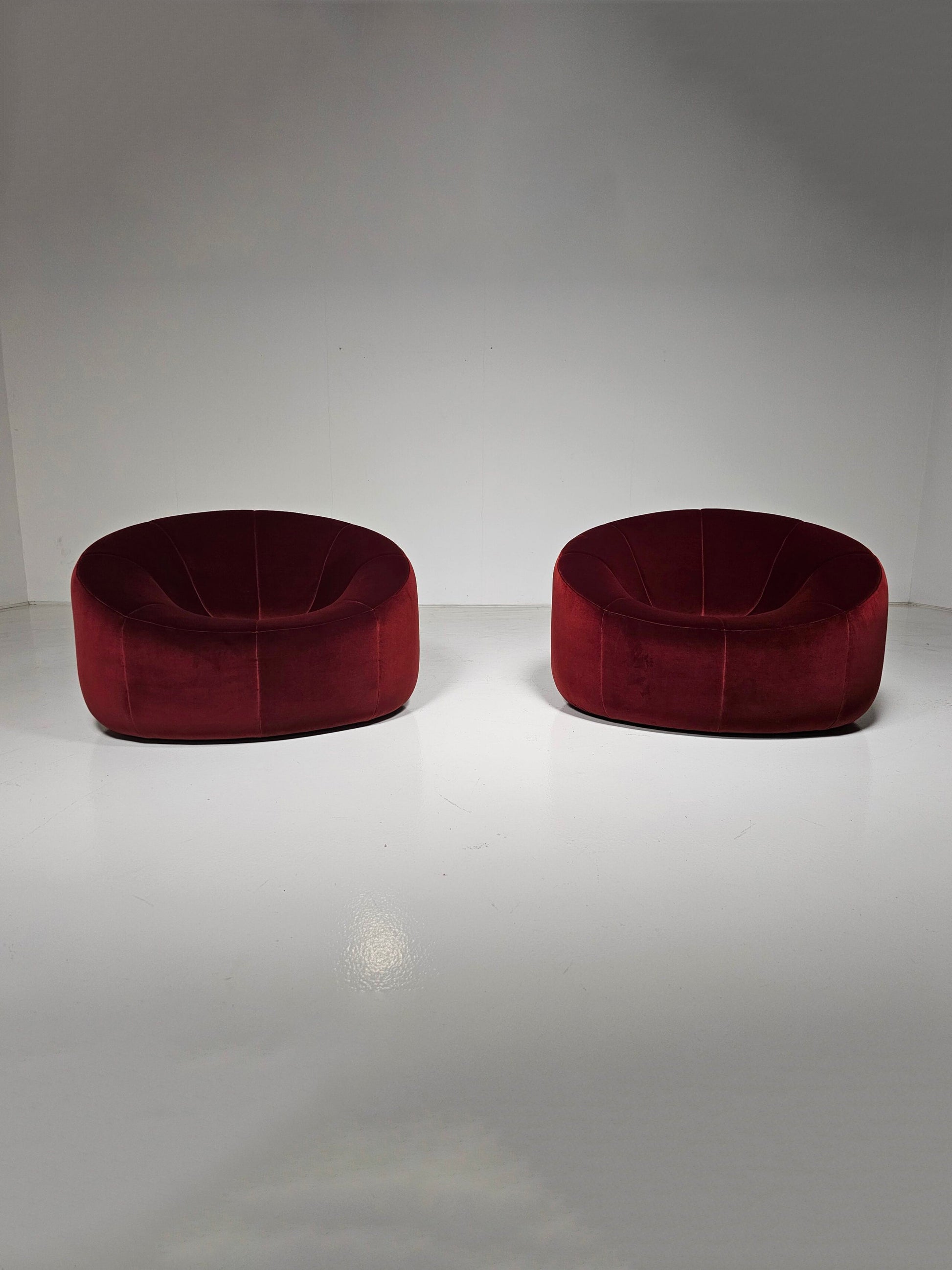 Pumpkin Lounge Chairs in Red Velvet by Pierre Paulin for Ligne Roset Chairs