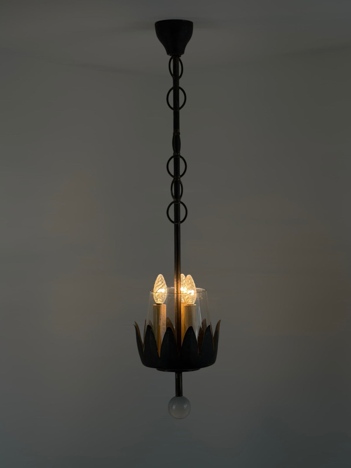 Rare Guglielmo Ulrich Chandelier by Strada with Murano Glass, Italy, Circa 1940 Chandeliers