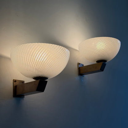 Rare Large Pair of Carlo Scarpa Reticello Murano Glass Sconces for Venini, 1940s Sconces