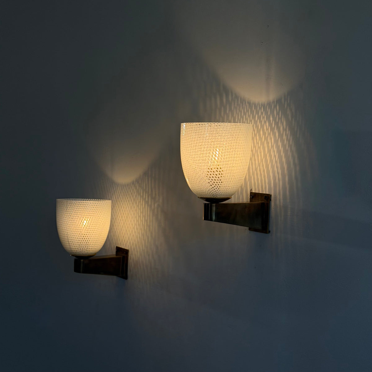 Rare Pair of Carlo Scarpa Reticello Murano Glass Sconces for Venini, 1940s Sconces