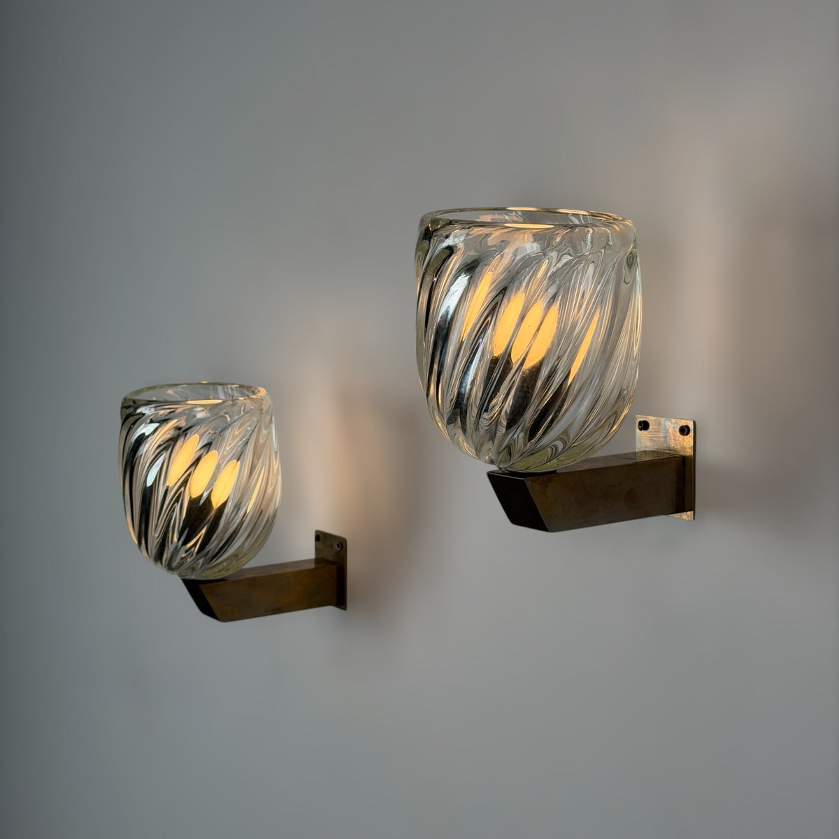 Rare Pair of "Mezzo Diamante" Murano Glass Wall Sconces by Carlo Scarpa for Venini, 1940s Sconces