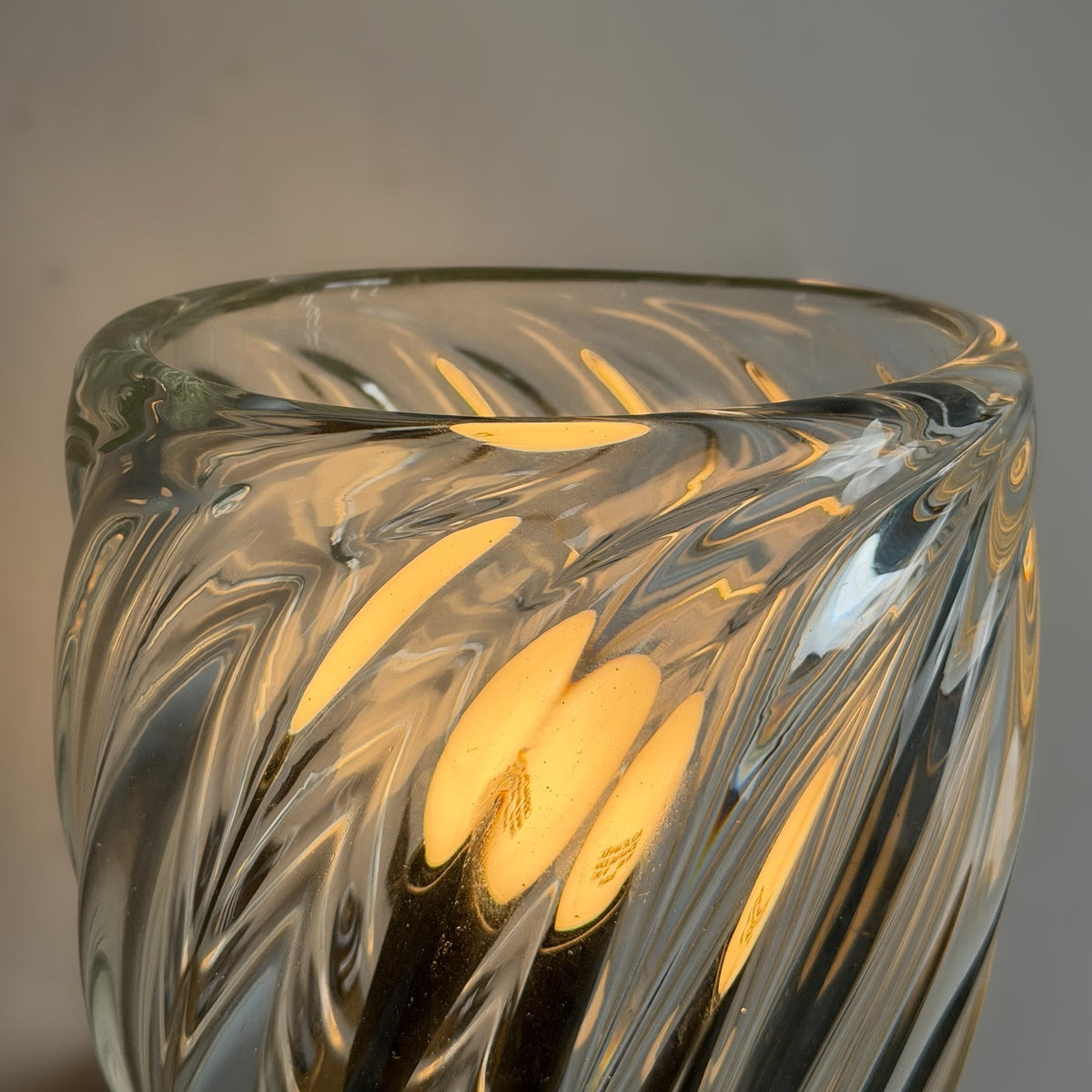 Rare Pair of "Mezzo Diamante" Murano Glass Wall Sconces by Carlo Scarpa for Venini, 1940s Sconces