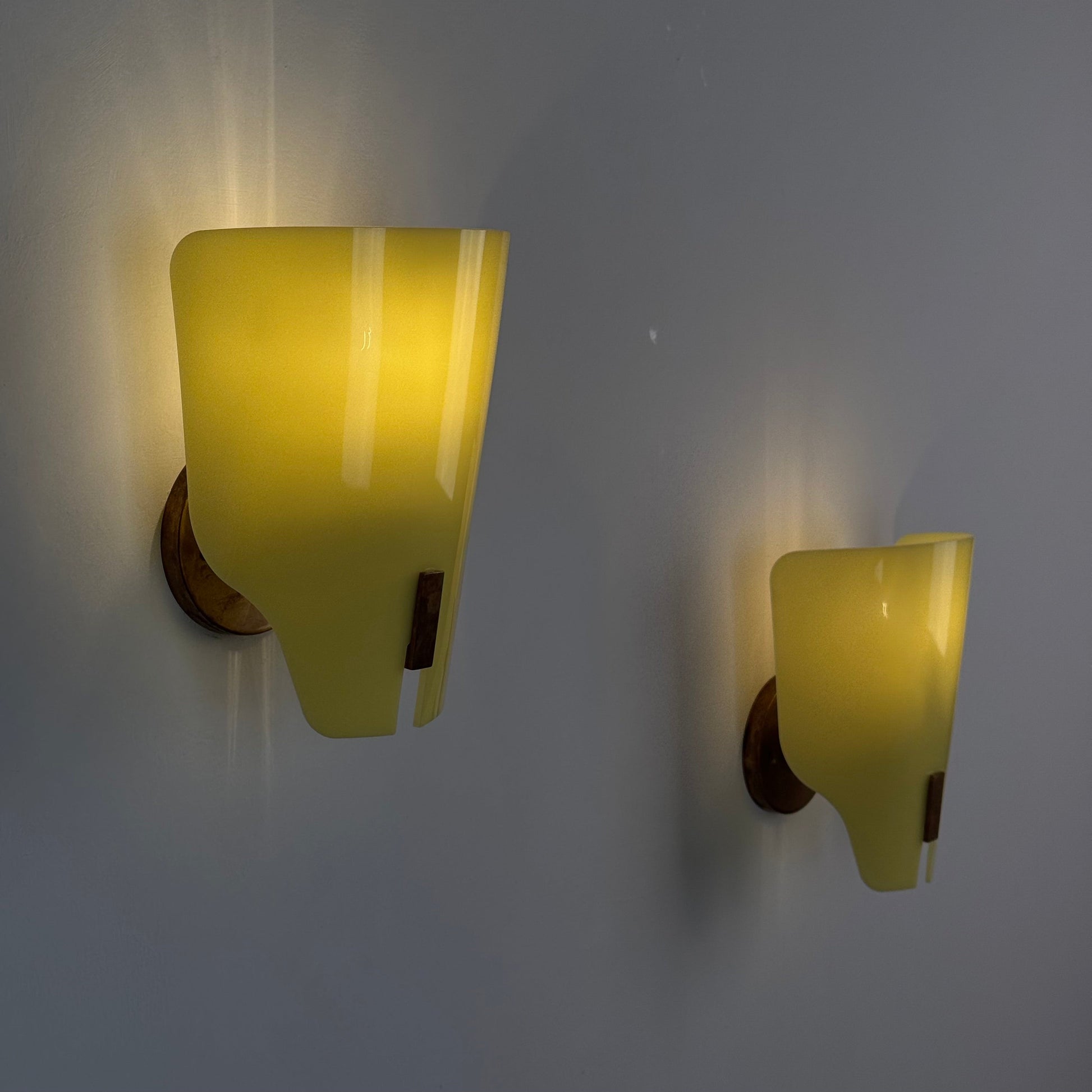 Rare Pair of Model 157-PX Wall Lights by Gino Sarfatti for Arteluce, Italy, 1960 Sconces