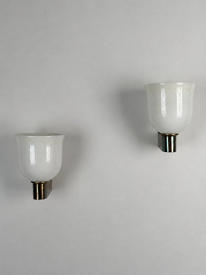 Rare Pair of Tomaso Buzzi "Tulip-Shaped Lattimo Incamiciato" Sconces for Venini, 1930s Sconces