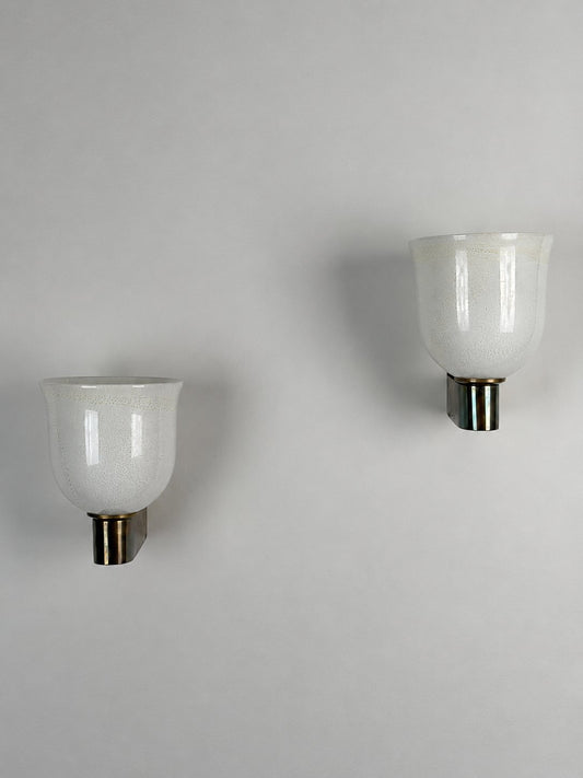 Rare Pair of Tomaso Buzzi "Tulip-Shaped Lattimo Incamiciato" Sconces for Venini, 1930s Sconces