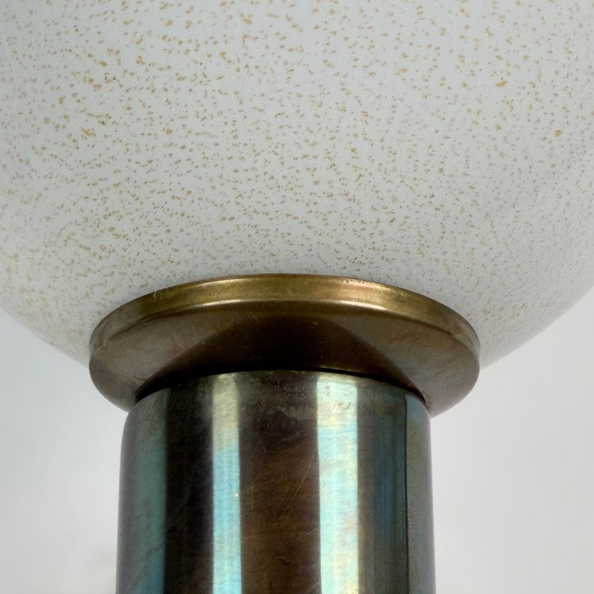 Rare Pair of Tomaso Buzzi "Tulip-Shaped Lattimo Incamiciato" Sconces for Venini, 1930s Sconces
