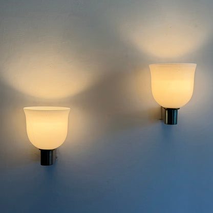 Rare Pair of Tomaso Buzzi "Tulip-Shaped Lattimo Incamiciato" Sconces for Venini, 1930s Sconces