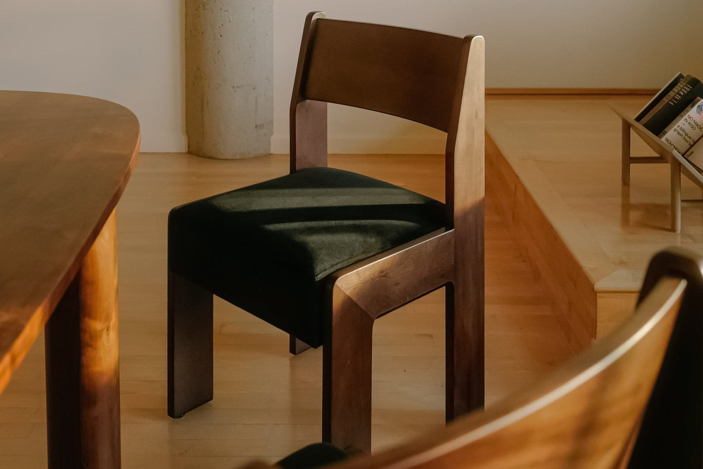 Reka Side Chair in Amber and Black Velvet Side Chairs