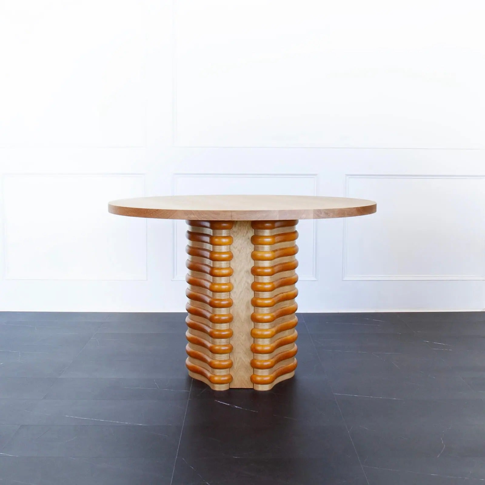 Roslin Pedestal Table Dining Tables