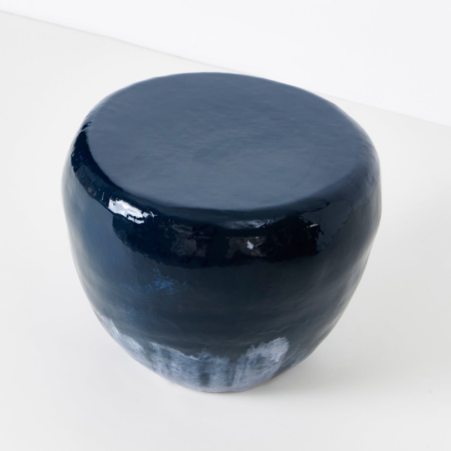 Rounded Medium Ceramic Side Table in Navy with Brushed White End Tables