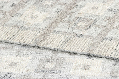 Rug & Kilim's Scandinavian Rug in White and Gray Geometric Patterns Rugs