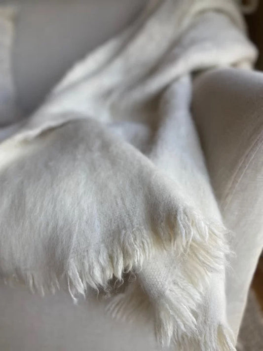 Sama Bianca Throw Throws