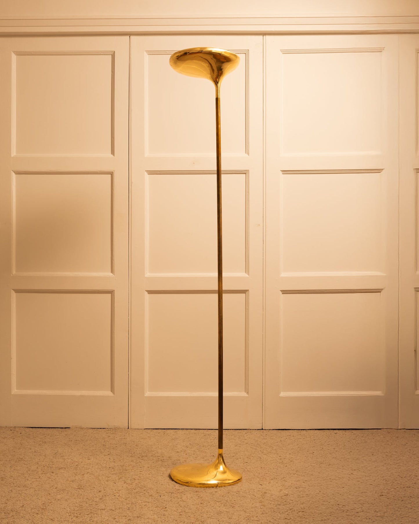 Polished Brass Sculptural Floor Uplighter by Giovanni Santoni, Italy, 1970s Floor Lamps