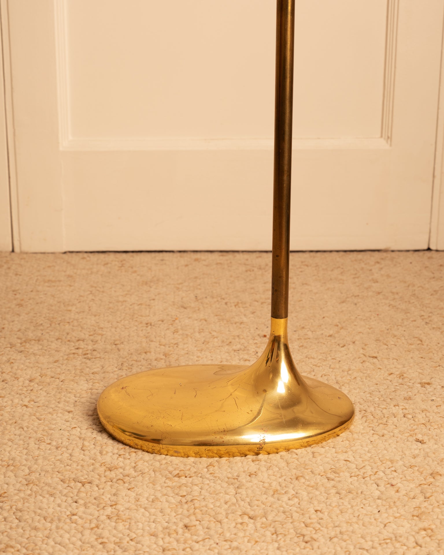 Polished Brass Sculptural Floor Uplighter by Giovanni Santoni, Italy, 1970s Floor Lamps