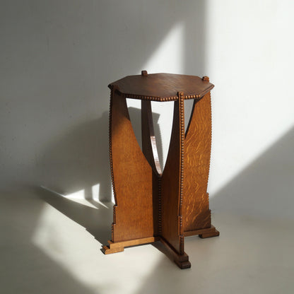 Sculptural Dutch Art Deco Amsterdam School Pedestal Table, 1920s End Tables