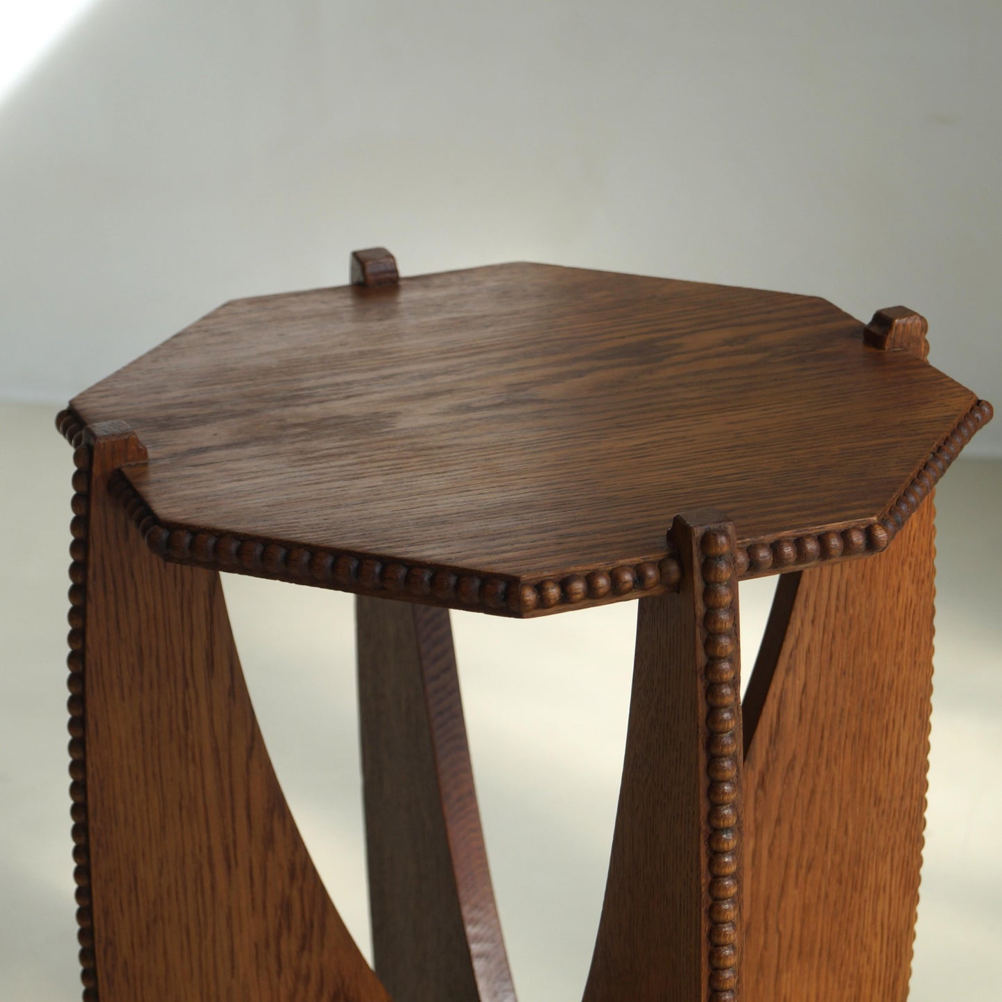 Sculptural Dutch Art Deco Amsterdam School Pedestal Table, 1920s End Tables